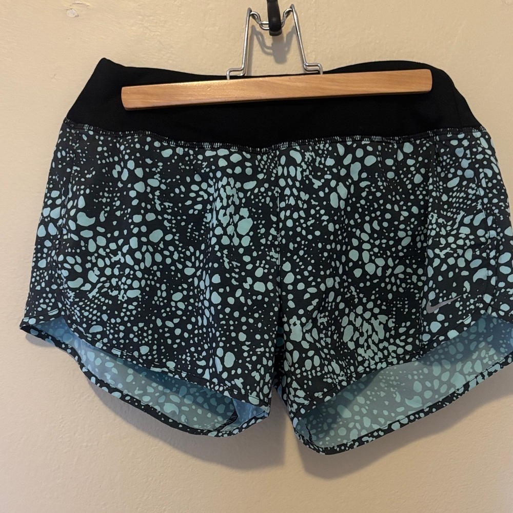 Nike Women's Black and Light Blue Athletic Shorts